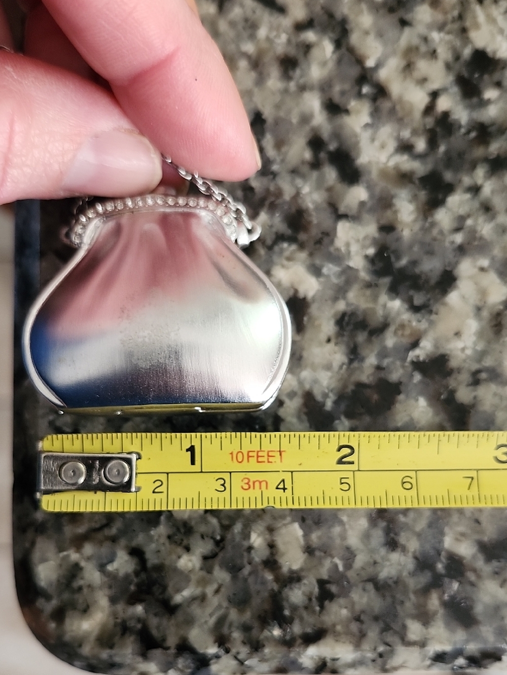 Vtg Estee Lauder Silver Tone Purse Pendant Necklace Solid Perfume Compact - Picture 16 of 16